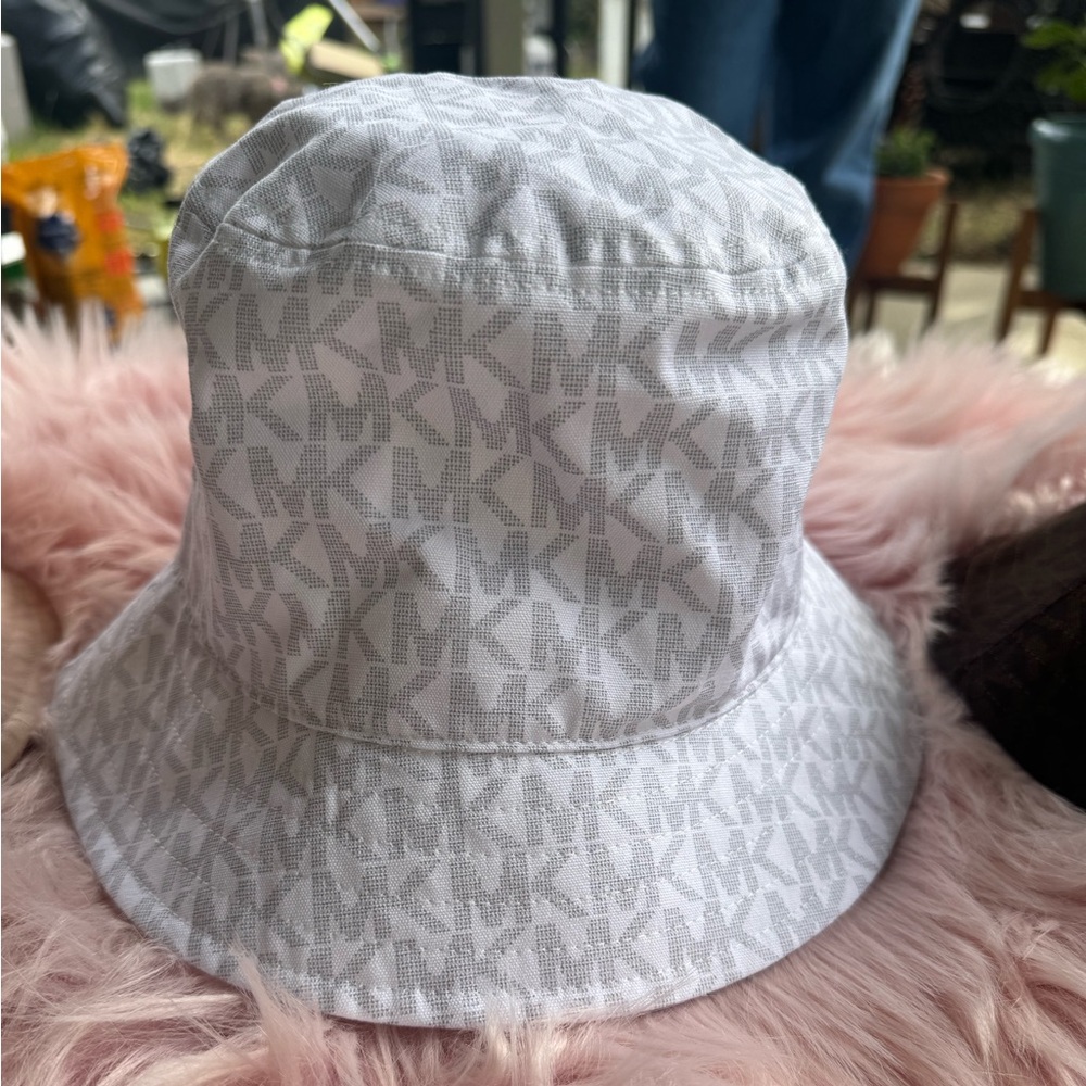 White Michael Kors bucket Hat